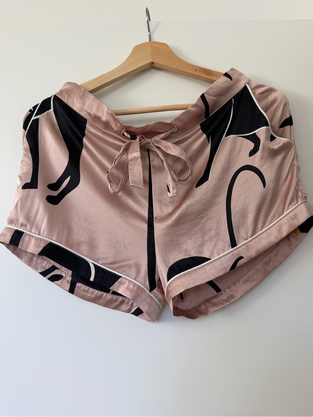 Lila Animal-Print Silk Pajama Set by OLIVIA VON HALLE - Picture 8 of 8